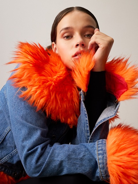 Fenice_wandelbare-Jeansjacke-Add-ons00019